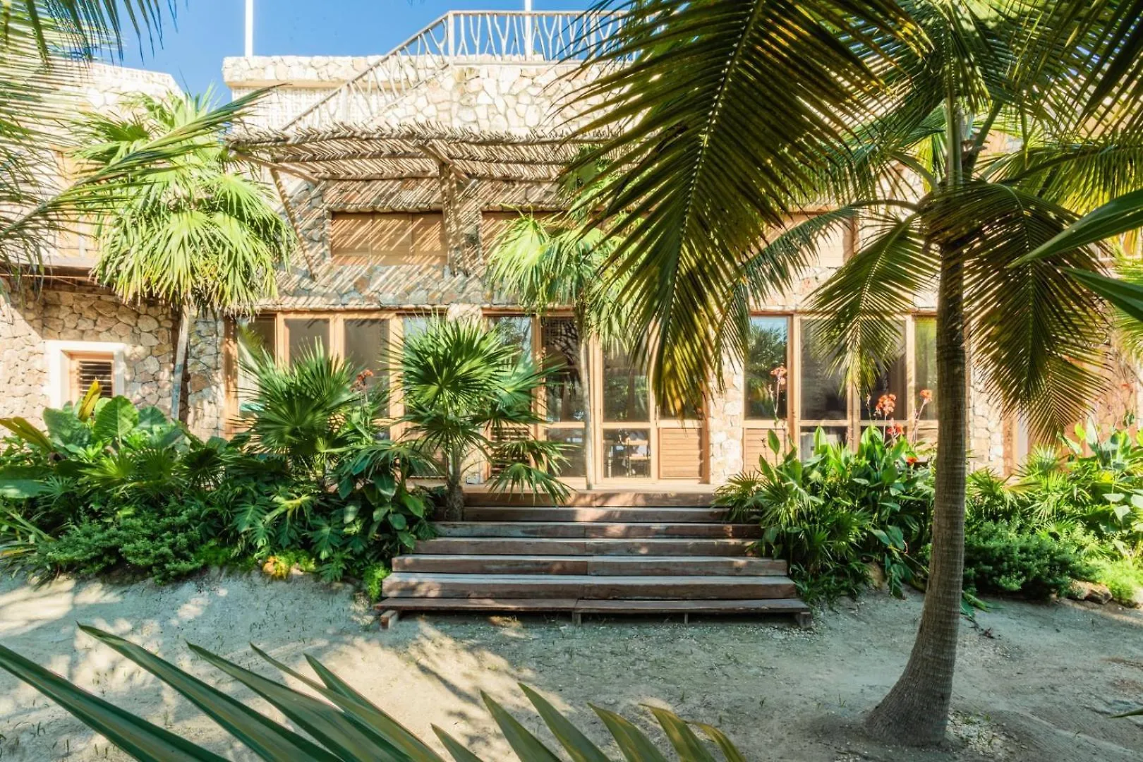 Anana Casa Kaab Kaan Rooftop Pool Beachfront トゥルム ヴィラ
